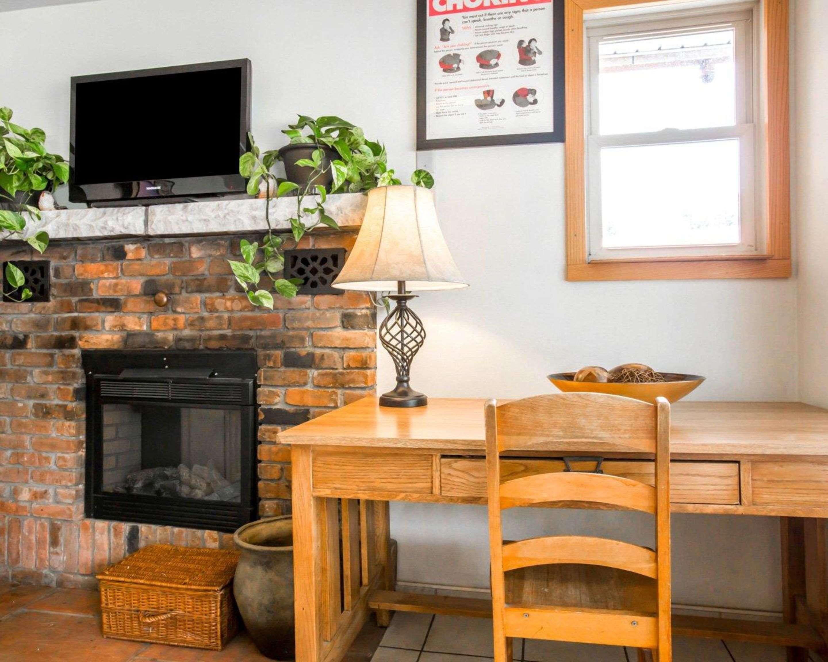 Rodeway Inn Lake Placid Bagian luar foto