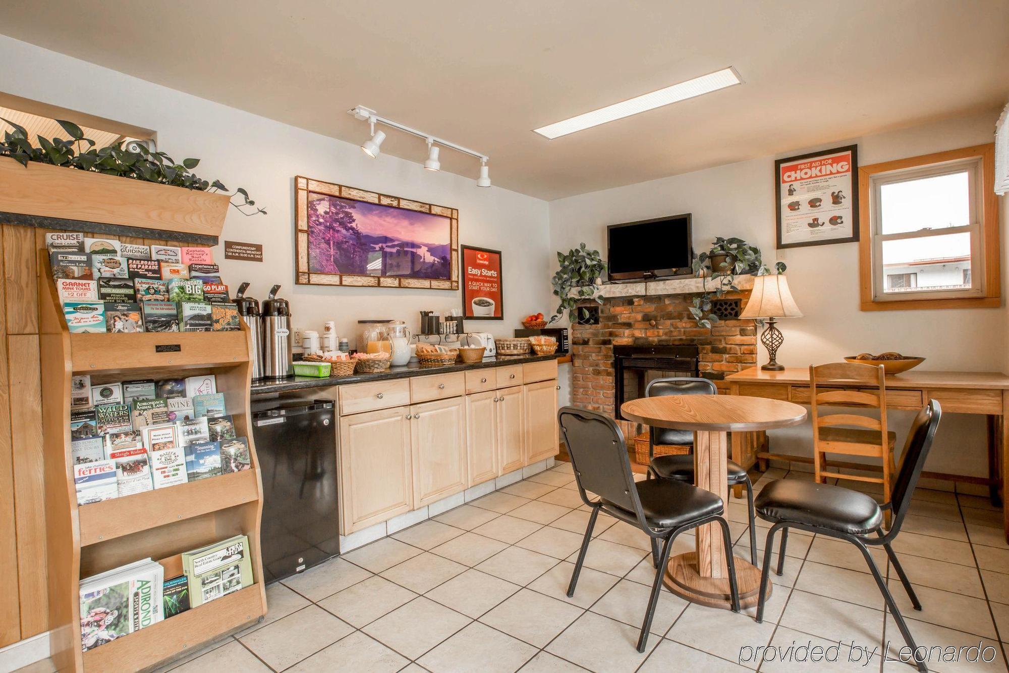 Rodeway Inn Lake Placid Bagian luar foto